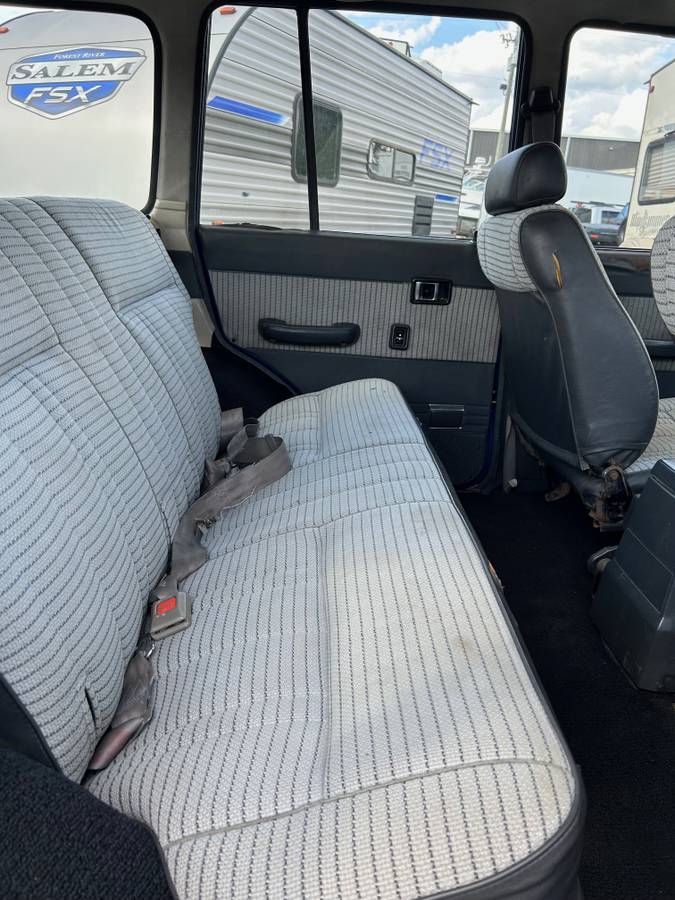 Toyota-land-cruiser-gx-1988-blue-8