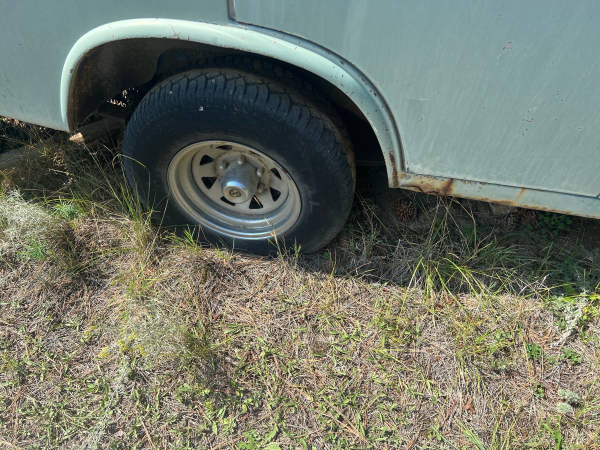 Toyota-landcruiser-1970-green-6