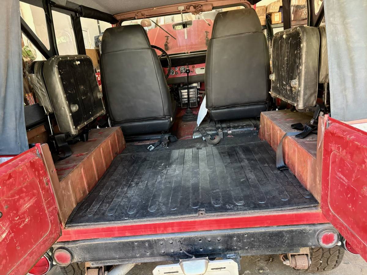Toyota-landcruiser-1971-red-2