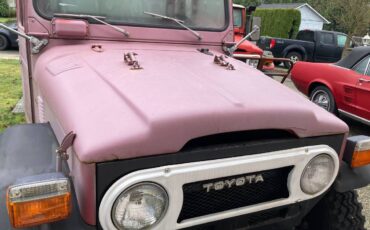Toyota-landcruiser-1977-red-3