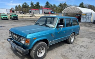 Toyota-landcruiser-1984-blue-1