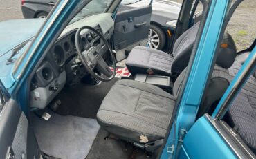 Toyota-landcruiser-1984-blue-9
