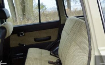 Toyota-landcruiser-1986-custom-9