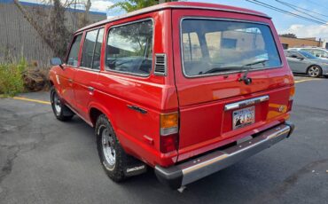 Toyota-landcruiser-1986-red-1