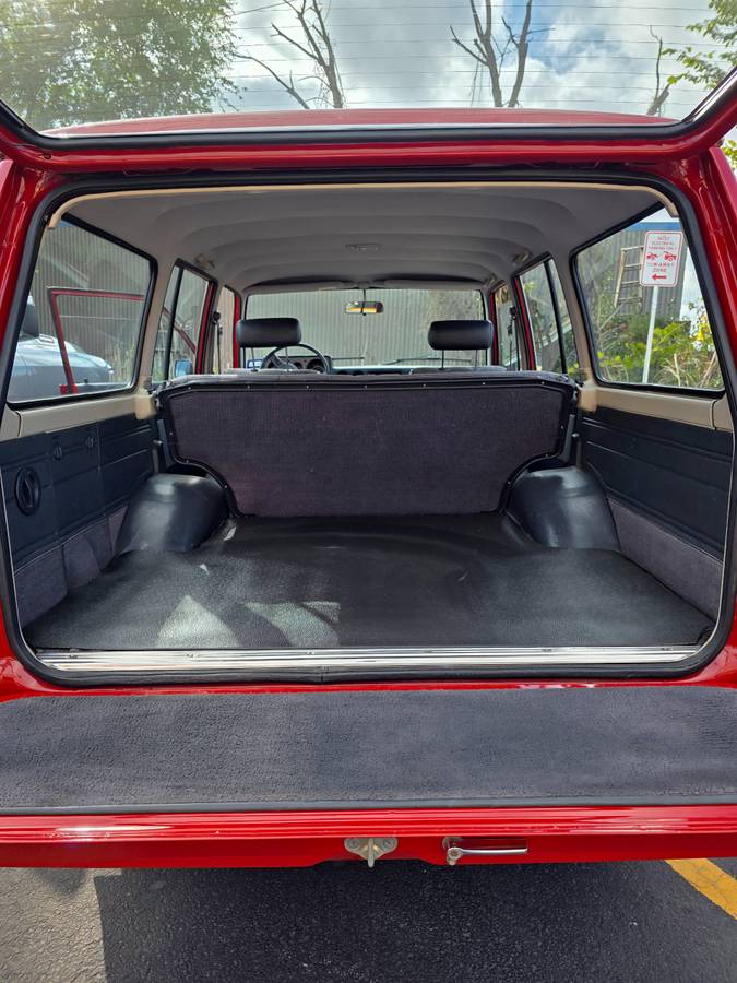 Toyota-landcruiser-1986-red-11