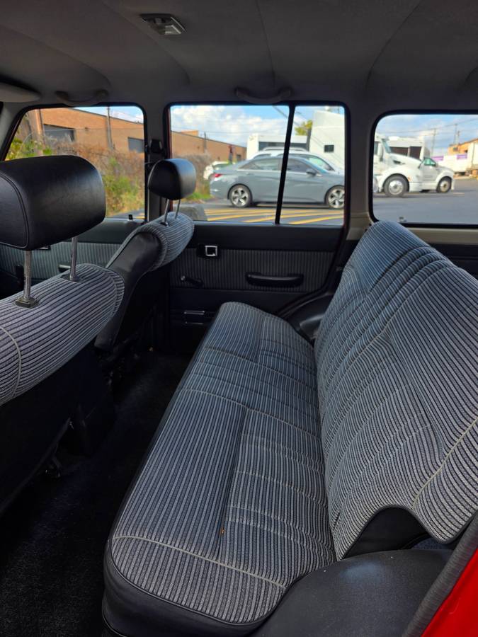 Toyota-landcruiser-1986-red-8