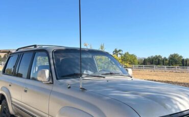 Toyota-landcruiser-1992-silver-3