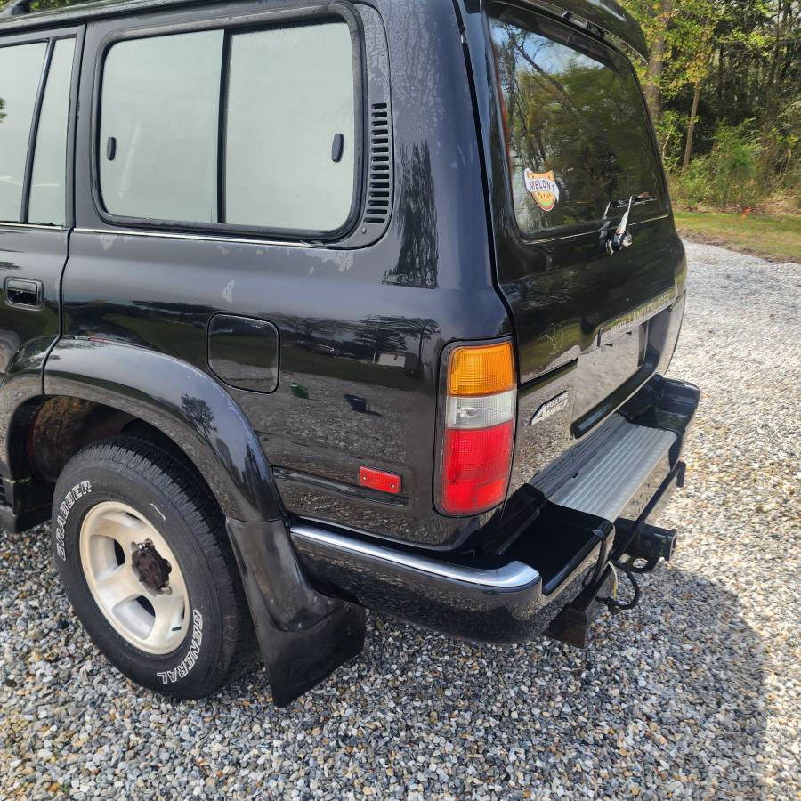 Toyota-landcruiser-1994-black-1