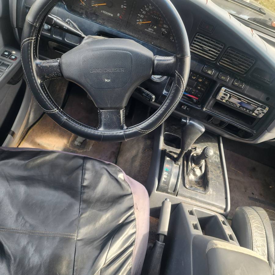 Toyota-landcruiser-1994-black-3