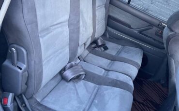 Toyota-landcruiser-80-vx-ltd-diesel-1990-silver-10