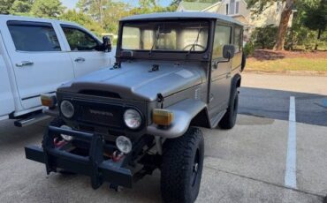 Toyota-landcruiser-fj40-1978-custom-1