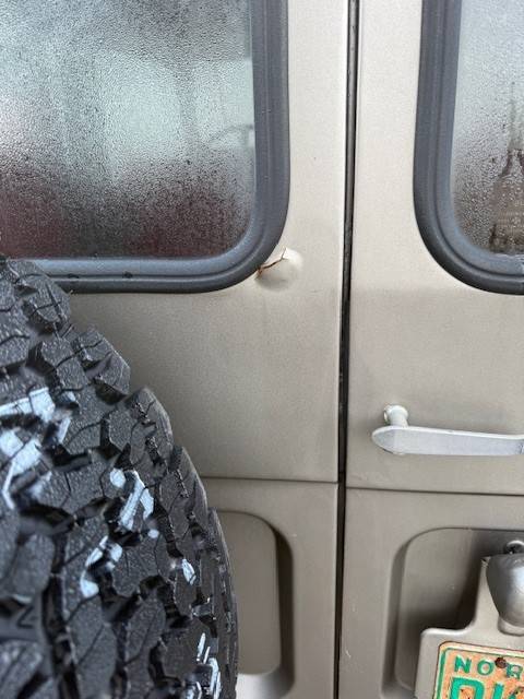Toyota-landcruiser-fj40-1978-custom-12