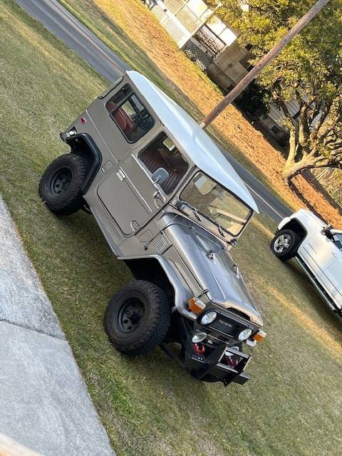 Toyota-landcruiser-fj40-1978-custom