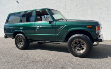 Toyota-landcruiser-fj60-1982-green-14