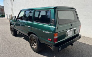 Toyota-landcruiser-fj60-1982-green-16