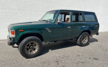 Toyota-landcruiser-fj60-1982-green-9
