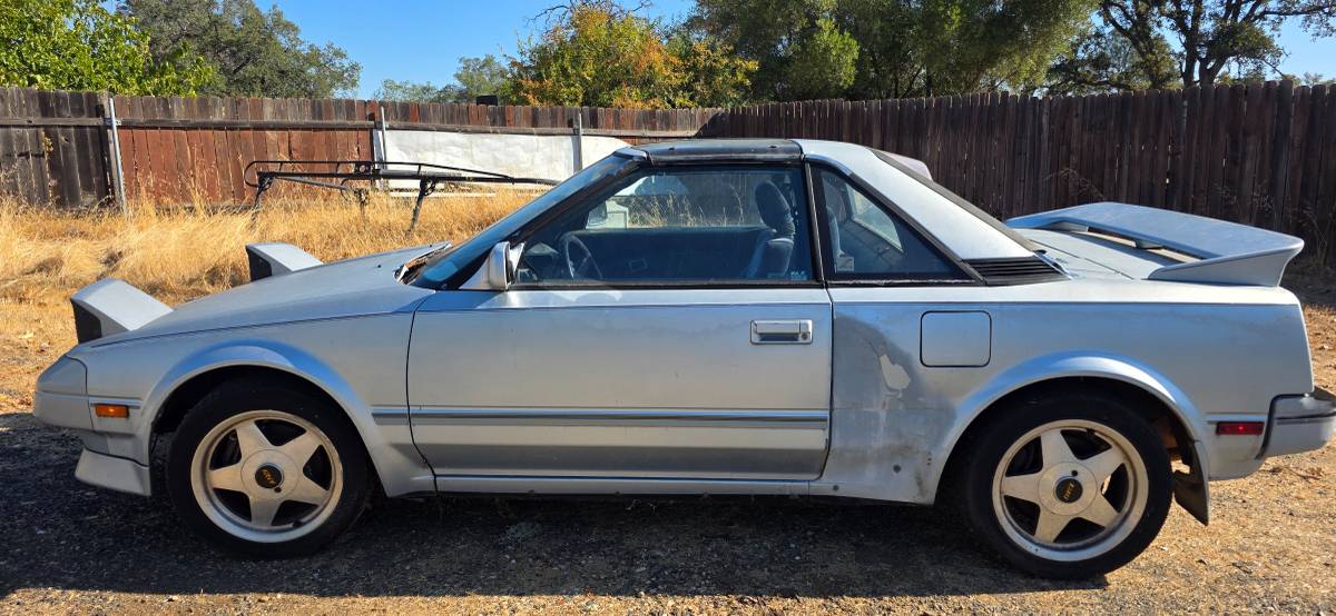Toyota-mr2-1989-4