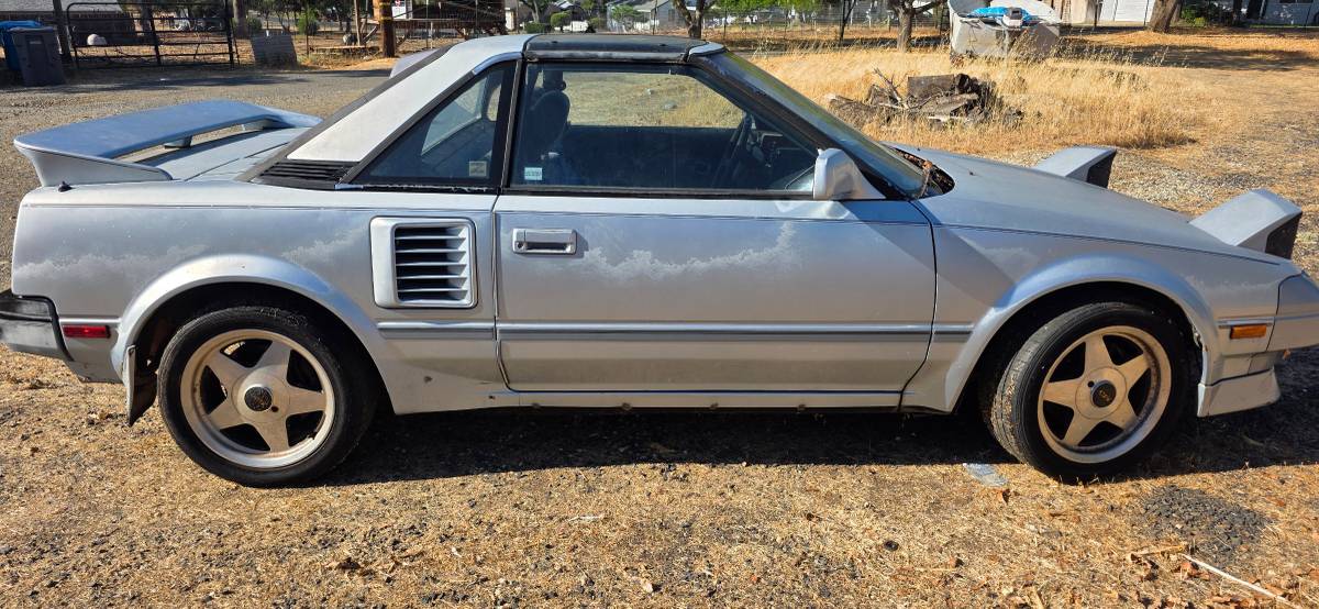 Toyota-mr2-1989-5
