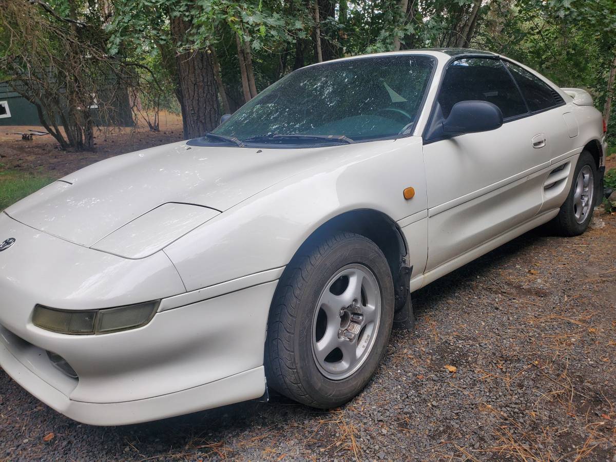 Toyota-mr2-1991-white