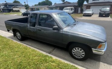 Toyota-pick-up-1990-grey-3