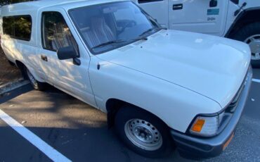 Toyota-pick-up-1990-white-7