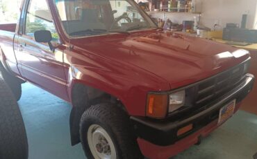 Toyota-pickup-1986
