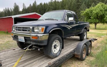 Toyota-pickup-1989-1