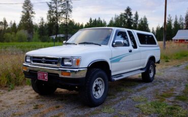 Toyota-pickup-1989-2