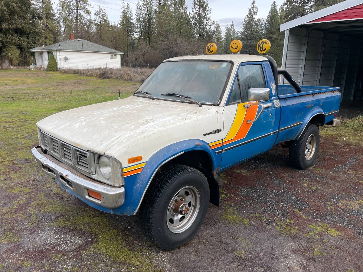 Toyota-pickup-1989-4