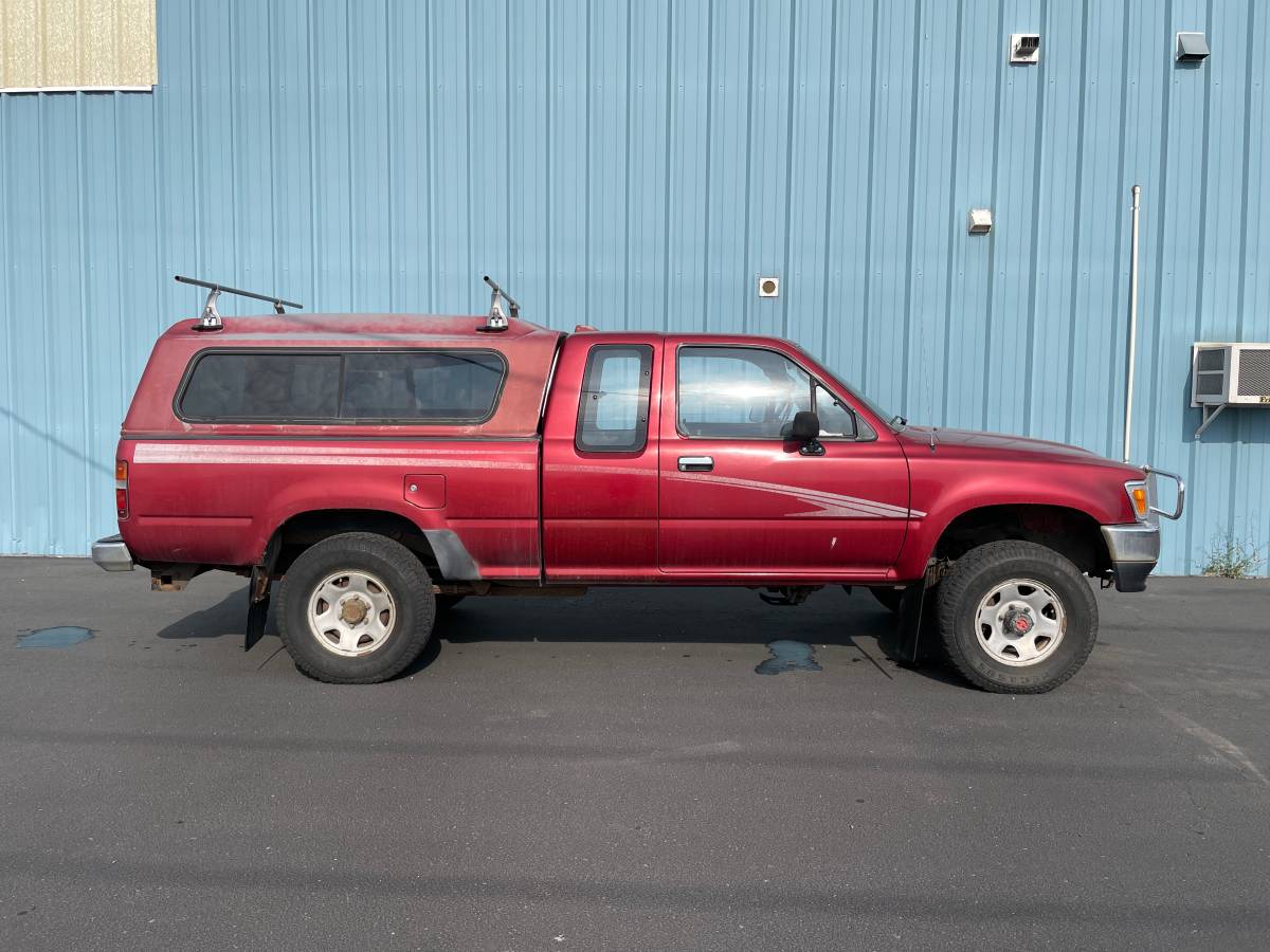 Toyota-pickup-1989