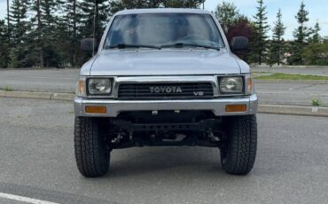 Toyota-pickup-1990-silver-2