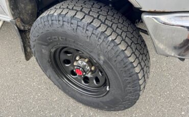 Toyota-pickup-1990-silver-6