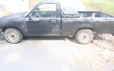 Toyota-pickup-1991-1