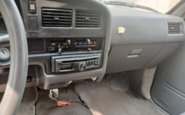 Toyota-pickup-1991-5