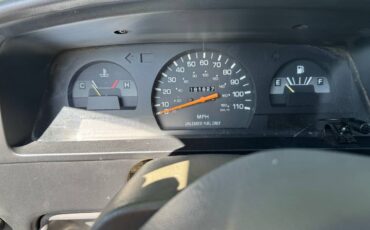 Toyota-pickup-1994-grey-5