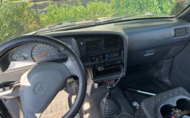 Toyota-pickup-1994-grey-6