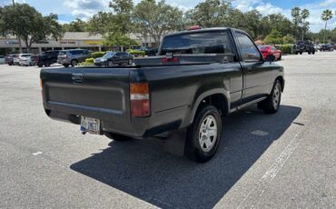 Toyota-pickup-1995-2
