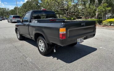 Toyota-pickup-1995-3