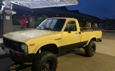 Toyota-pickup-4x4-1980-1