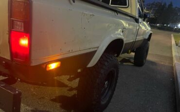 Toyota-pickup-4x4-1980-7