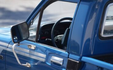 Toyota-pickup-4x4-1982-8