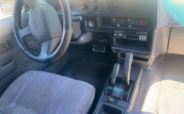 Toyota-pickup-4x4-1992-grey-9