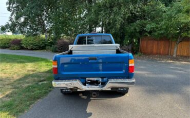 Toyota-pickup-4x4-1995-blue-5