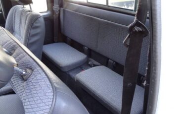Toyota-pickup-dx-2dr-extended-c-1994-white-10