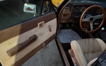Toyota-pickup-truck-1985-black-7