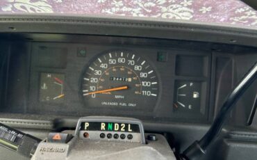 Toyota-pickup-truck-1988-2