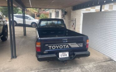Toyota-pickup-truck-1992-blue-3