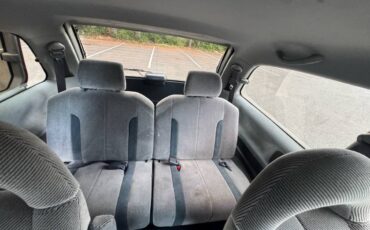 Toyota-previa-1992-red-11