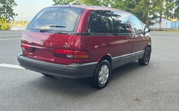 Toyota-previa-1992-red-3