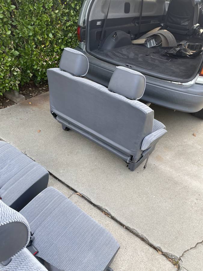 Toyota-previa-1994-silver-13